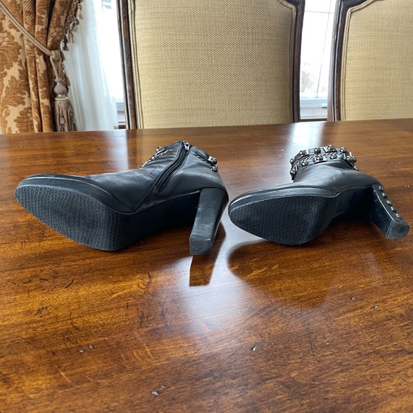 Stuart Weitzman Boots Size 8 1/2 - Picture 3 of 4